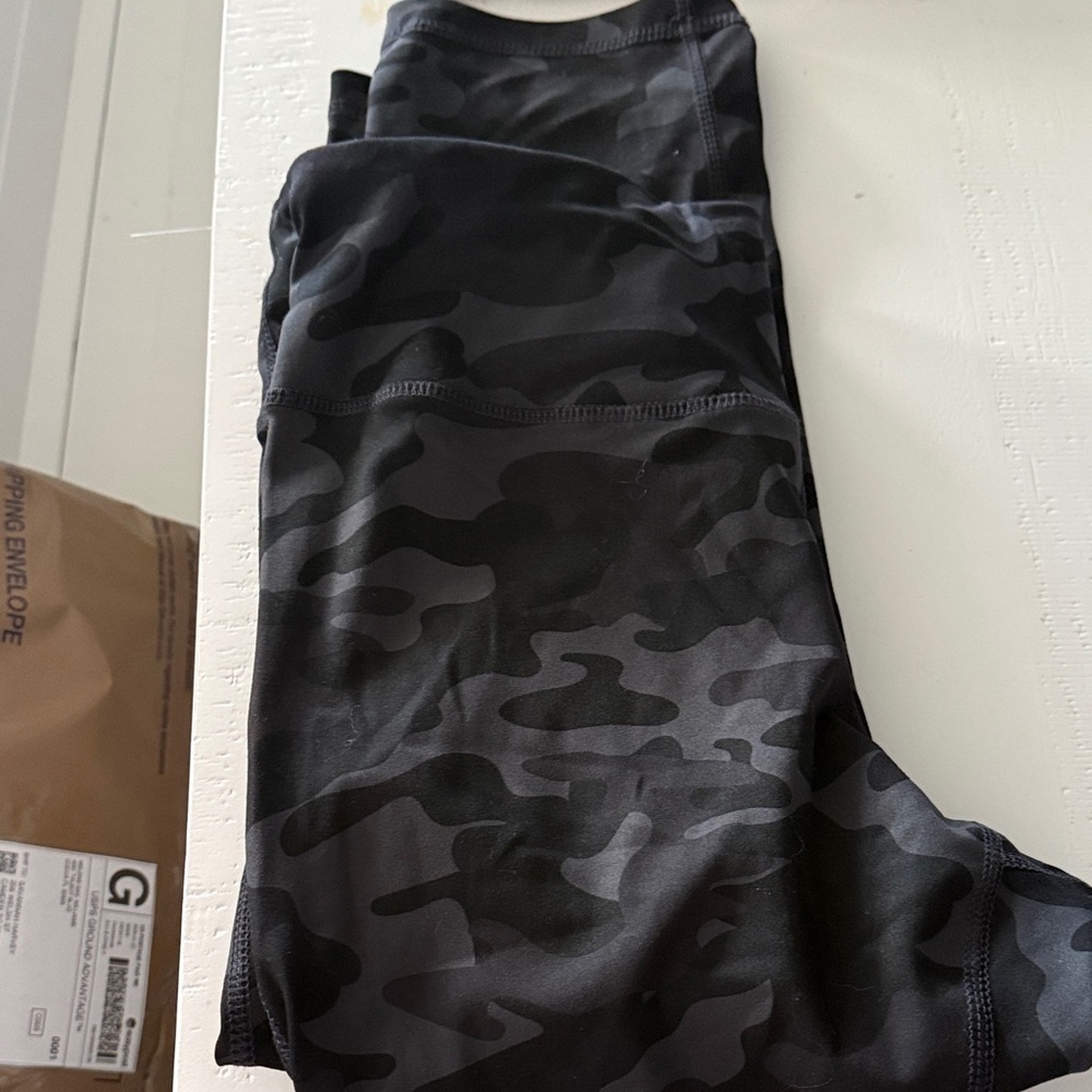 Danskin Black Camouflage Leggings
